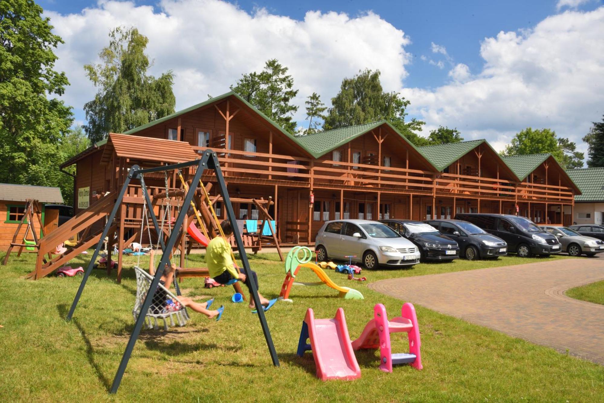 Mlodziezowy Domek Dla Grup Eldorado Mielno Centrum, 200M Od Morza Eksteriør billede